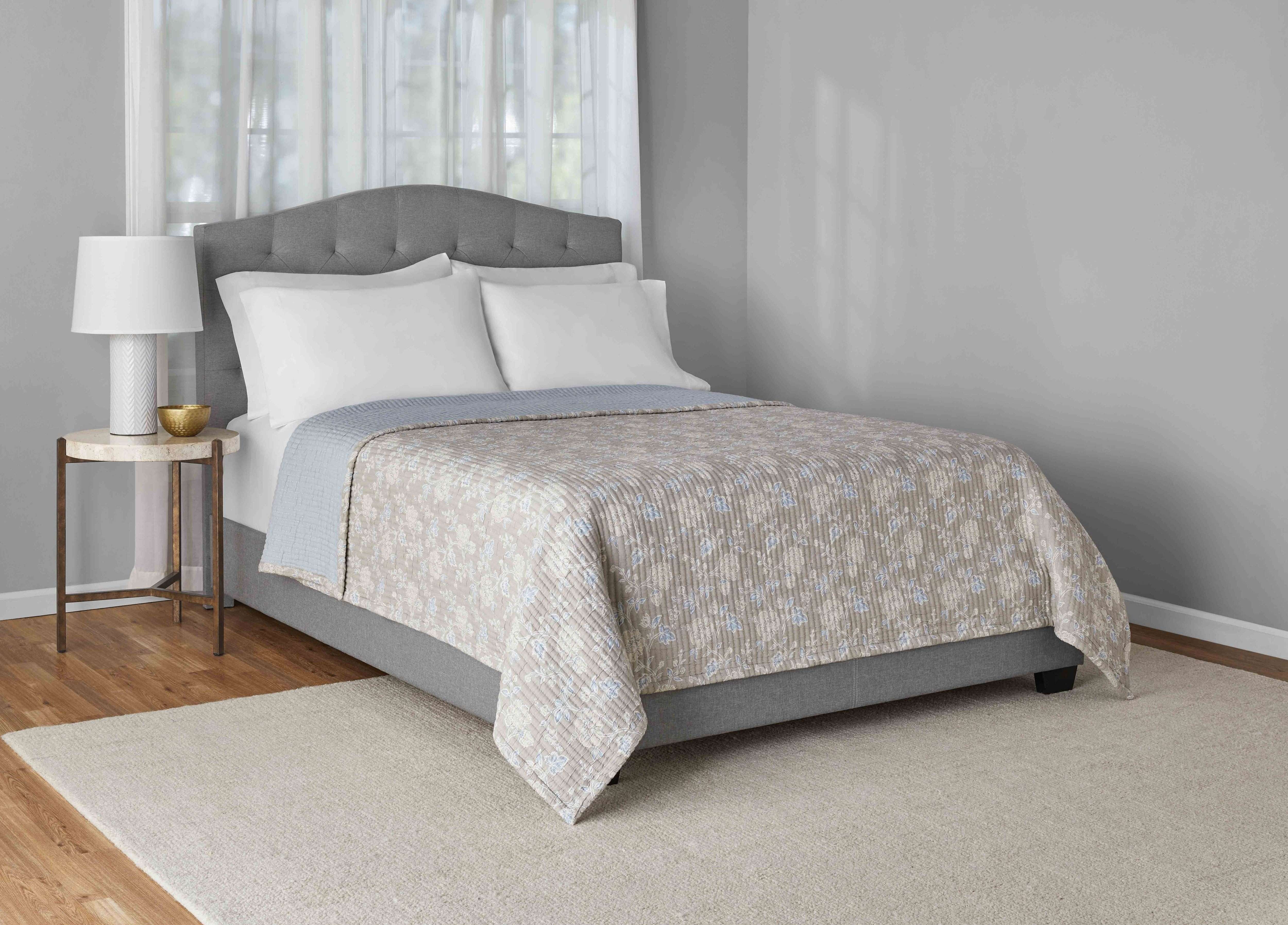 Mainstays Garment Wash Adult Matelasse Printed Cotton Quilt, King - Reversible