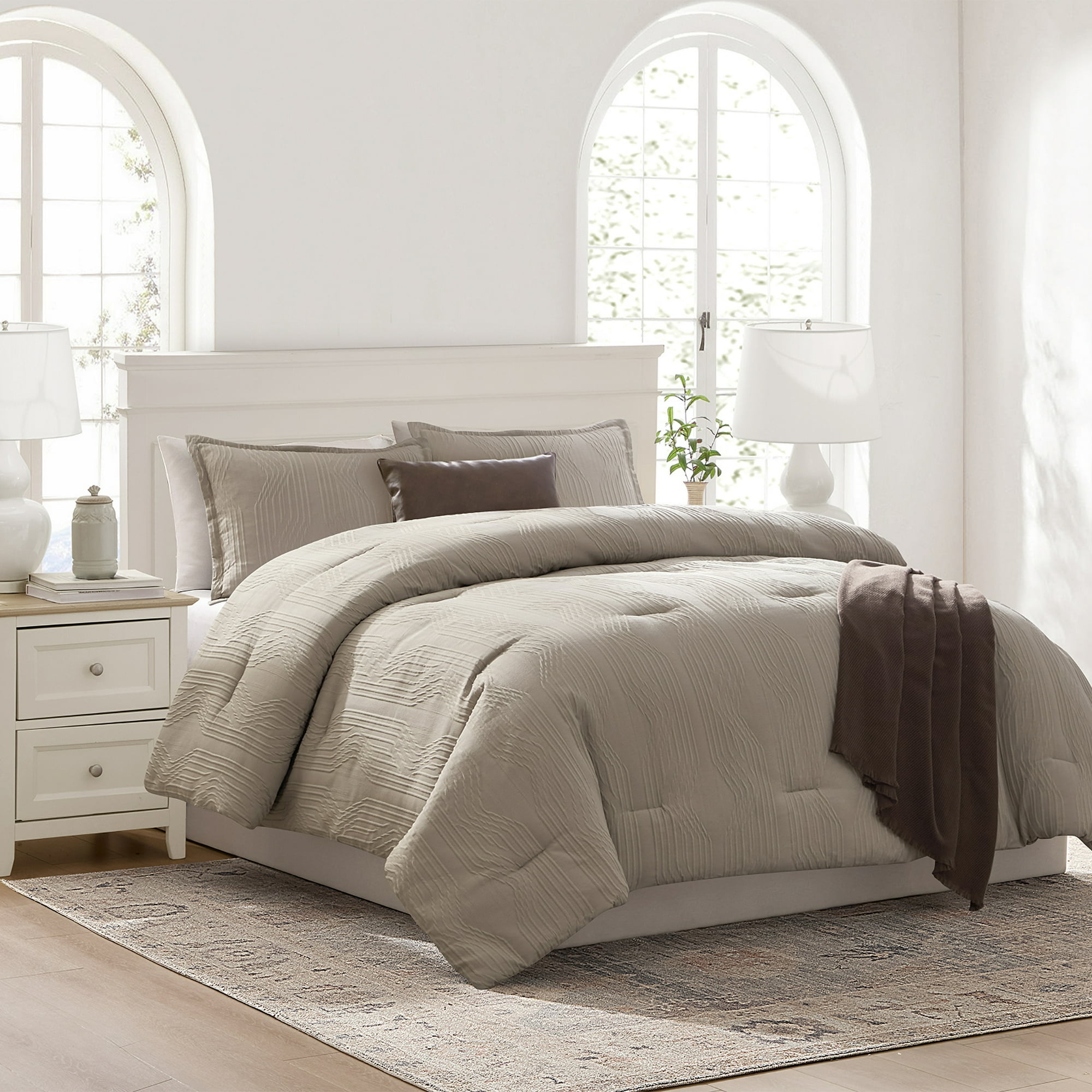 Mainstays Geo 5-Piece Tan Jacquard Comforter Set, Full/Queen