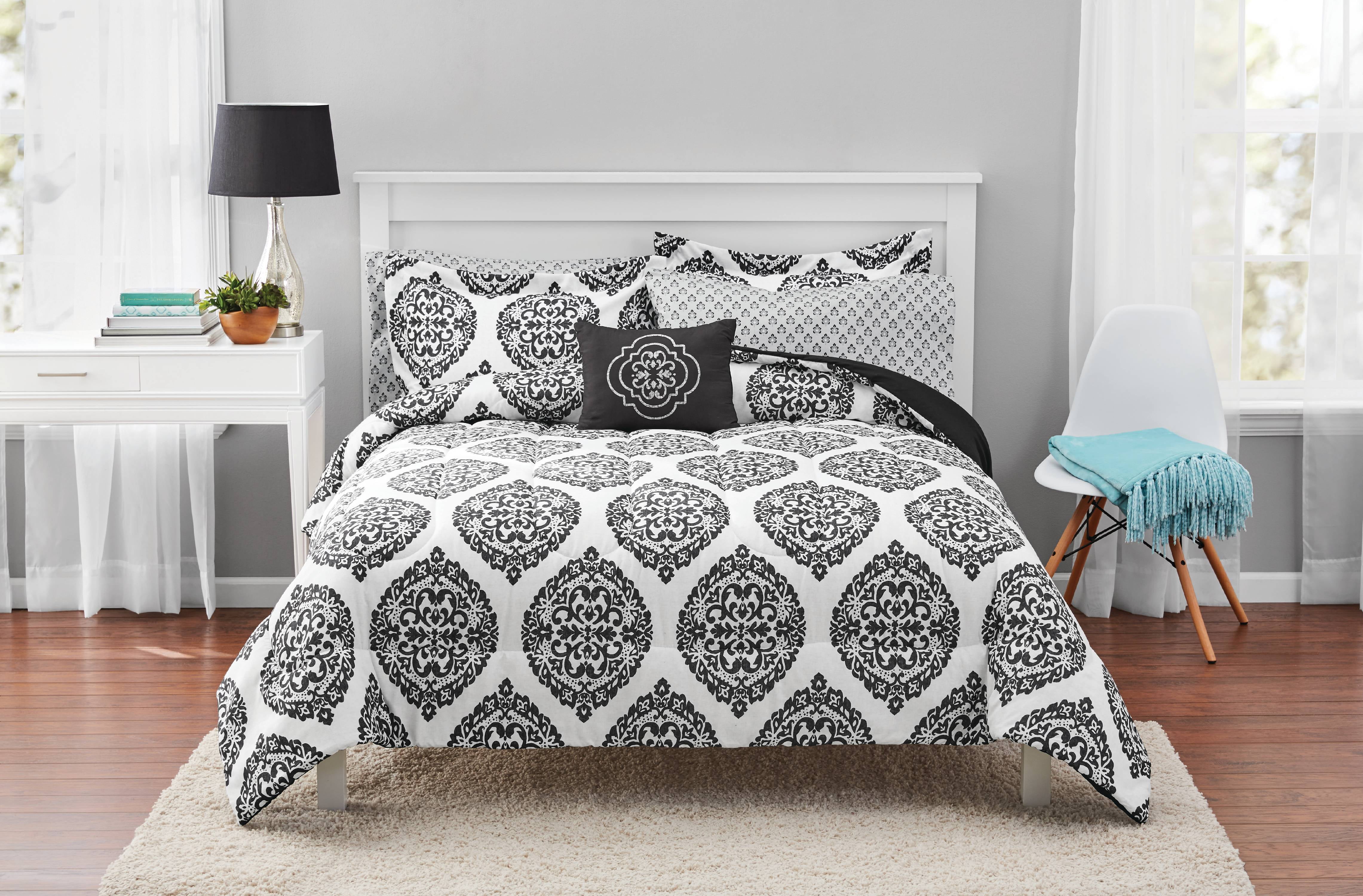 Mainstays Global Damask Bed in a Bag Coordinated Bedding, King