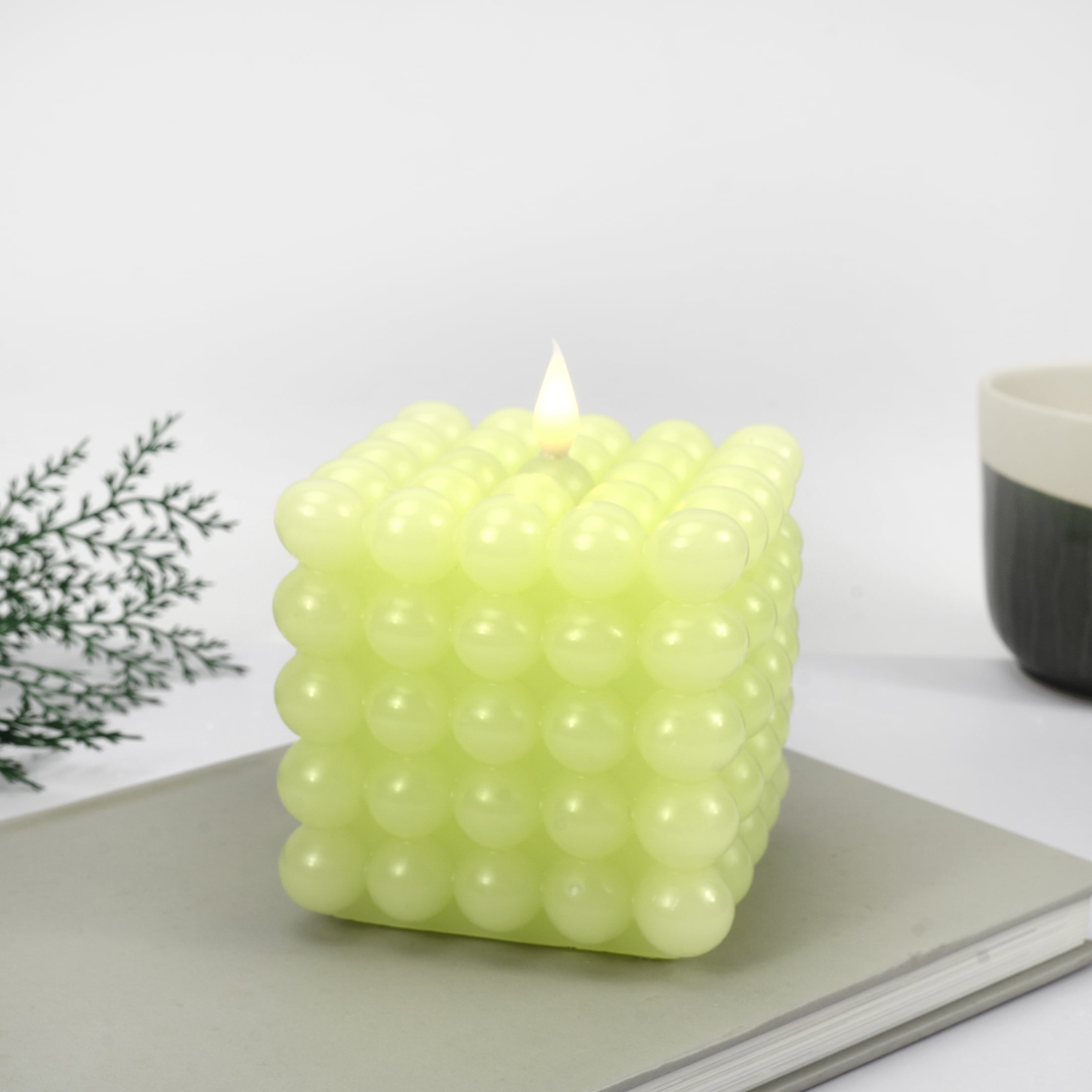 Mainstays Green Square Tabletop Wax Candle with  Faux LED Flame, Bubble Design, 4.92"x4.13"x4.13"