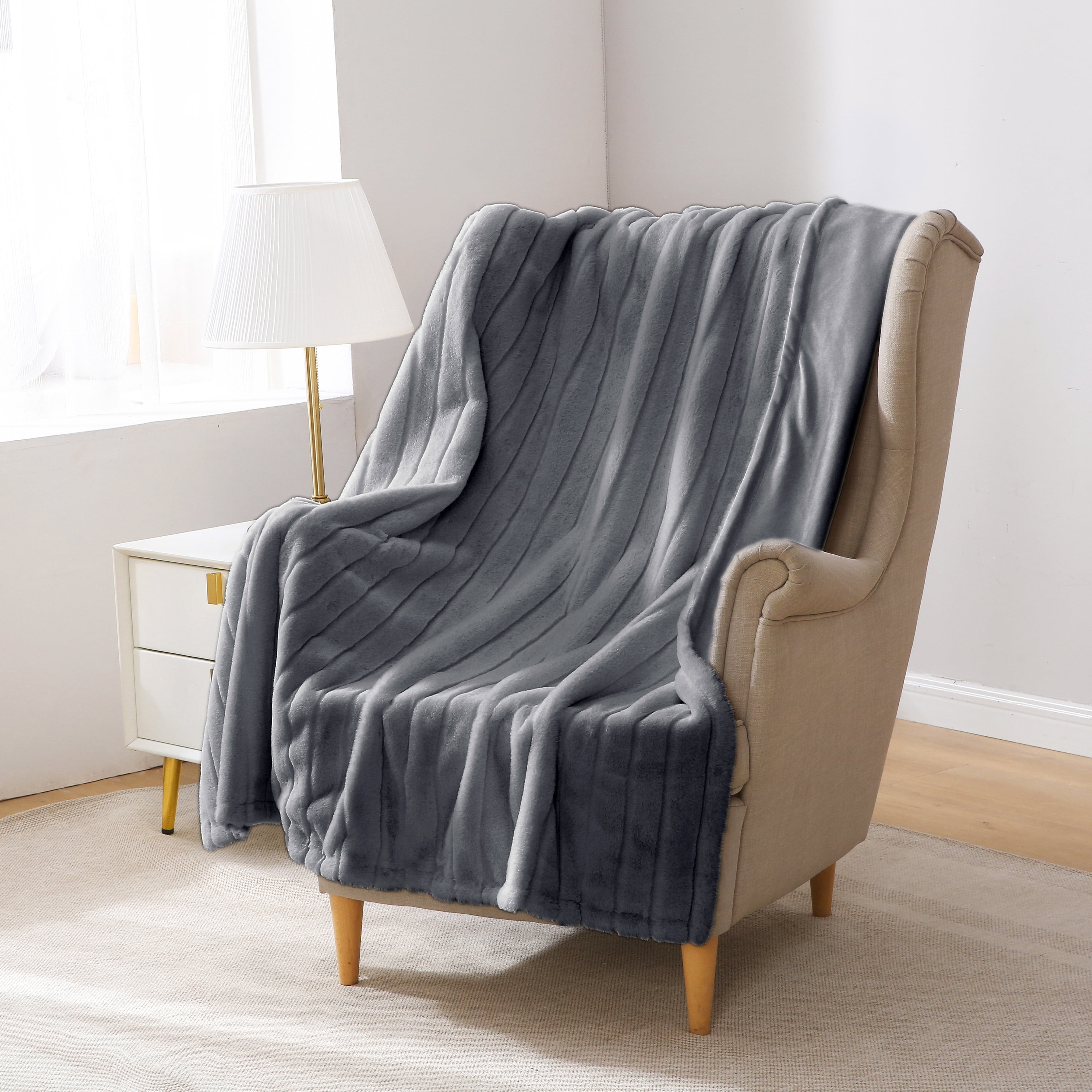 Mainstays Grey Flannel Stripe Faux Fur Throw, 50"x60", Adult/Teen - Walmart.com
