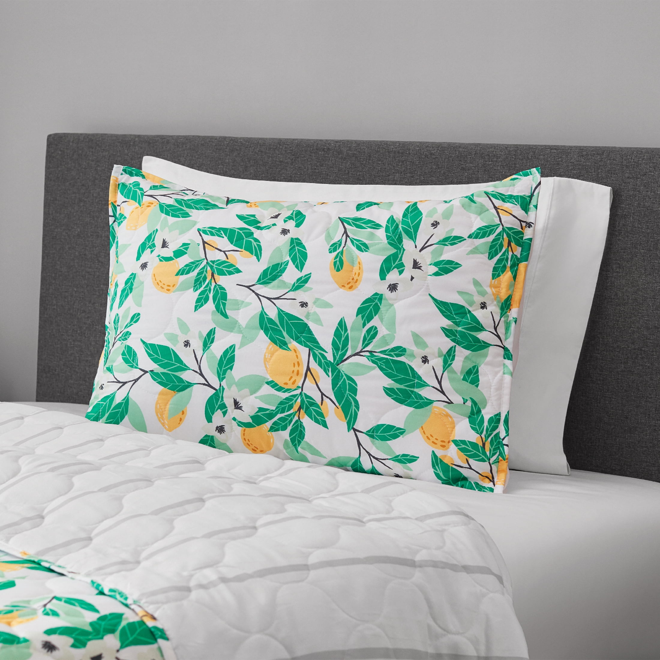 Mainstays Lemon Yellow Striped Polysester Pillow Sham, King (1 Count