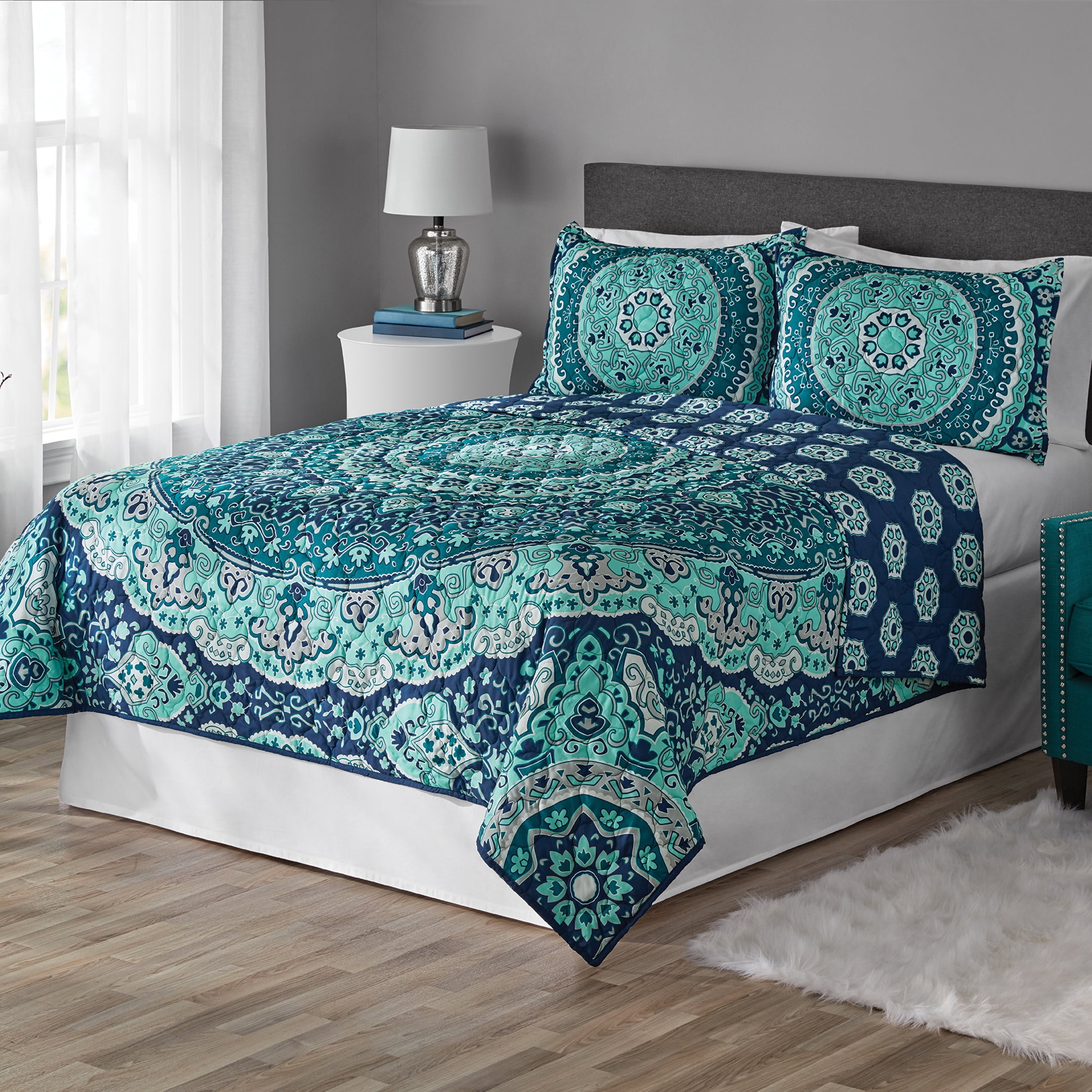 Mainstays Reversible Teal Medallion Quilt, King