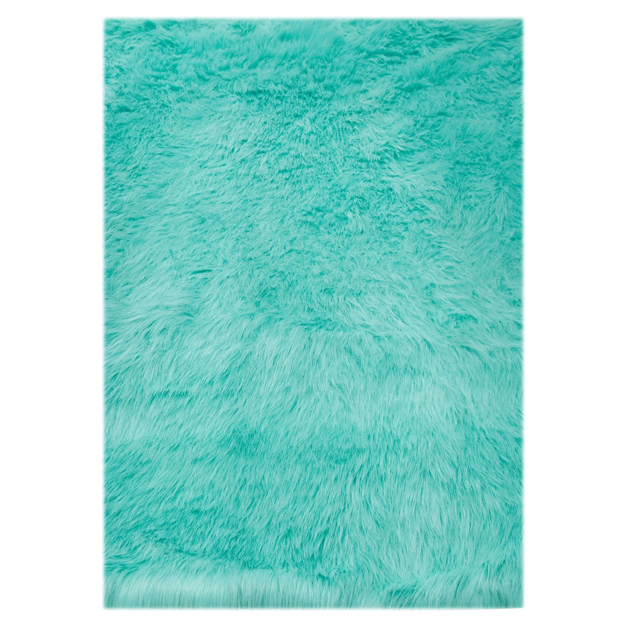 Mainstays Mint Faux Fur Rug NonSkid Fluffy Floor Rug, 30"x46
