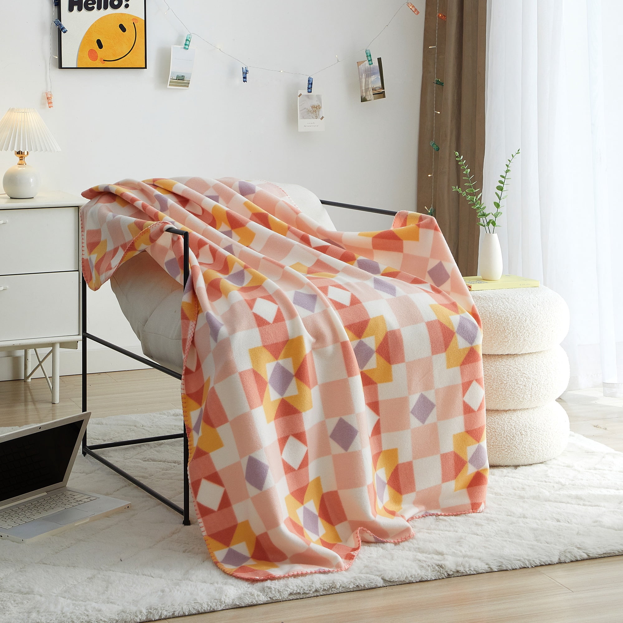 Mainstays Fleece Throw Blanket, Geometric Pattern, 50 in x 60 in