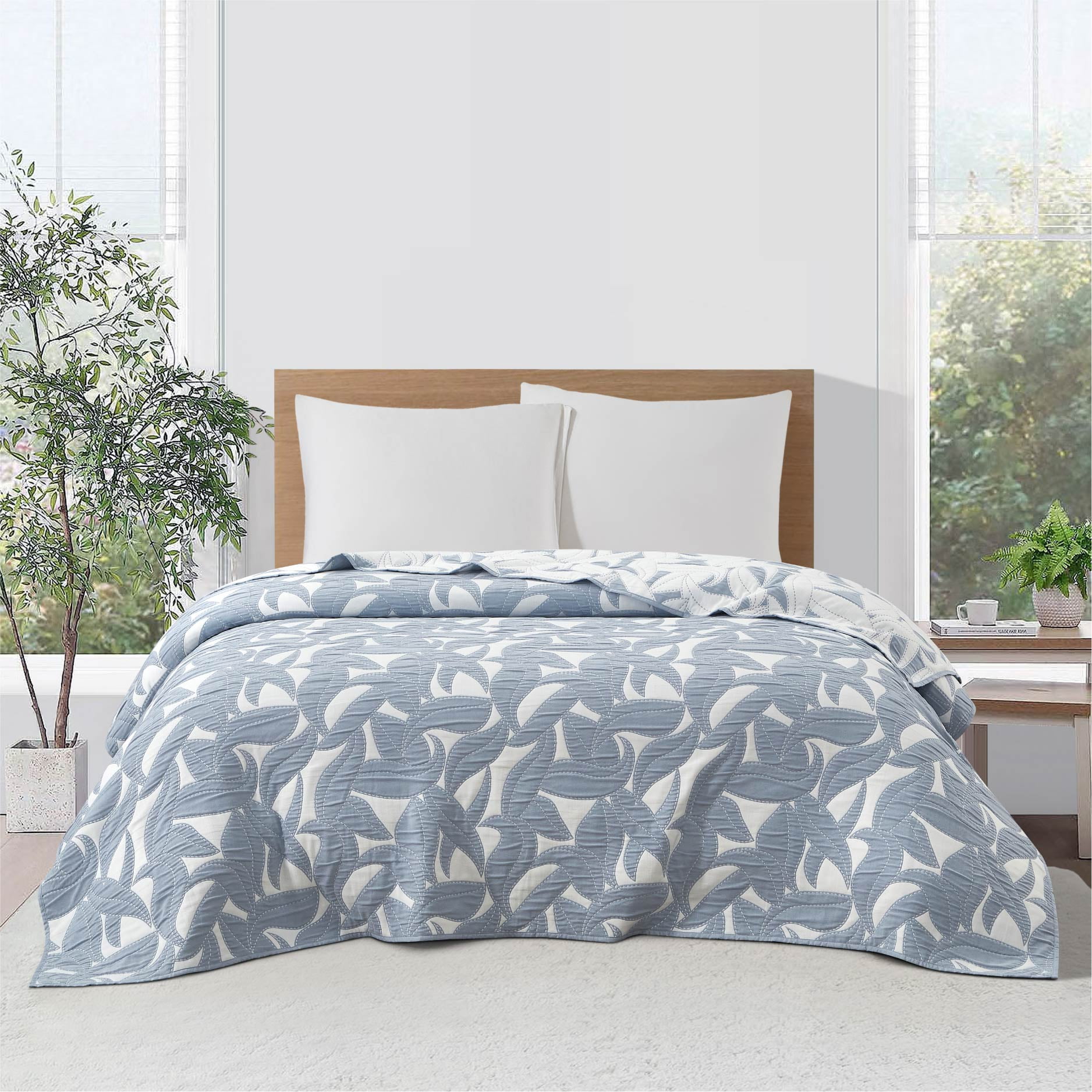 Light Blue Quilt Set King