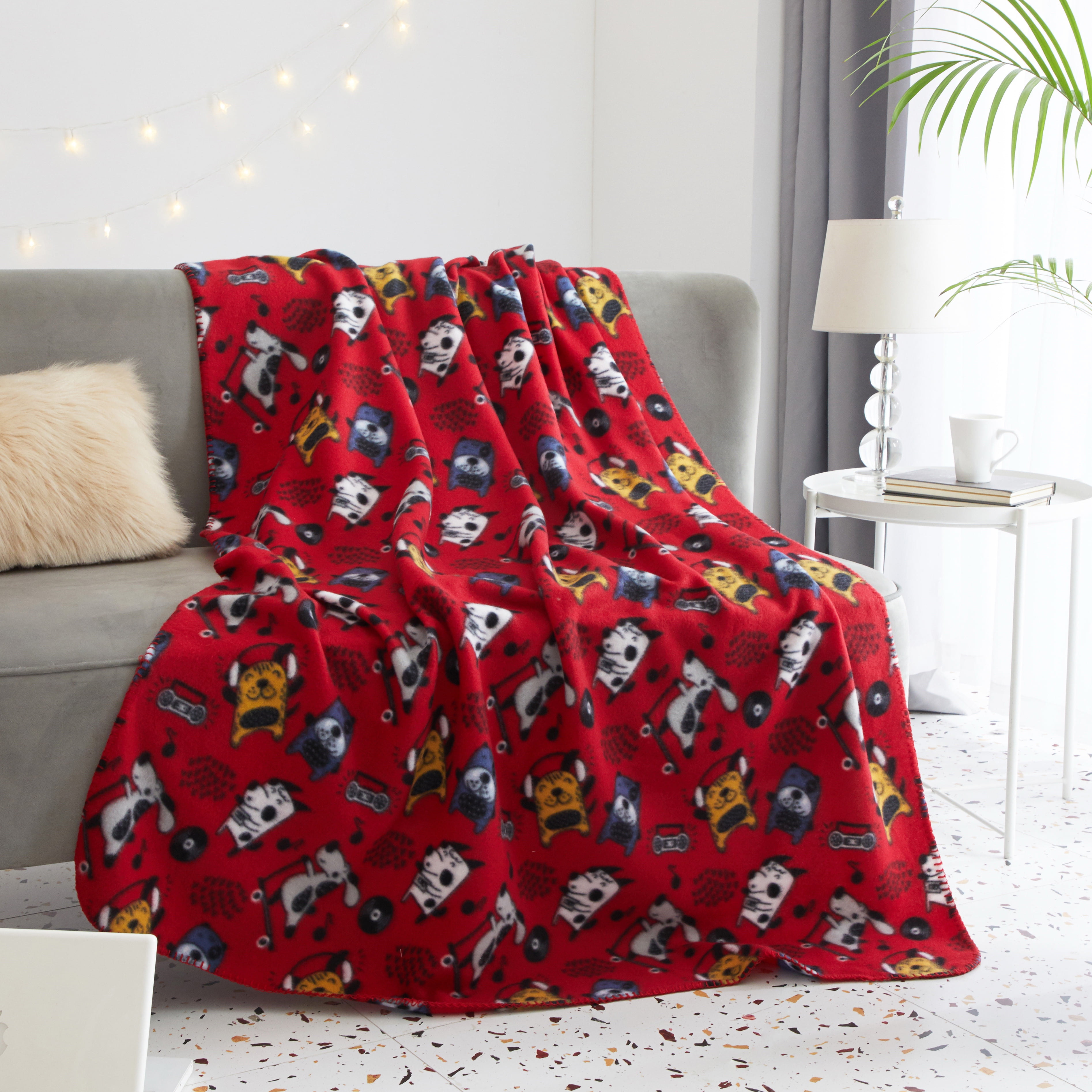 Mainstays Plush Throw, 50" x 60", Dogs