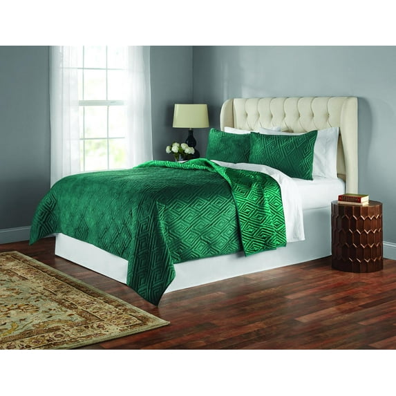 Mainstays Poly Plush Velvet Diamond Stitched 3 Piece Full/Queen Quilt Set
