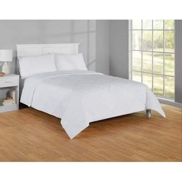 Mainstays Reversible Microfiber Comforter, White, Full/Queen, Adult, Unisex, All-Season