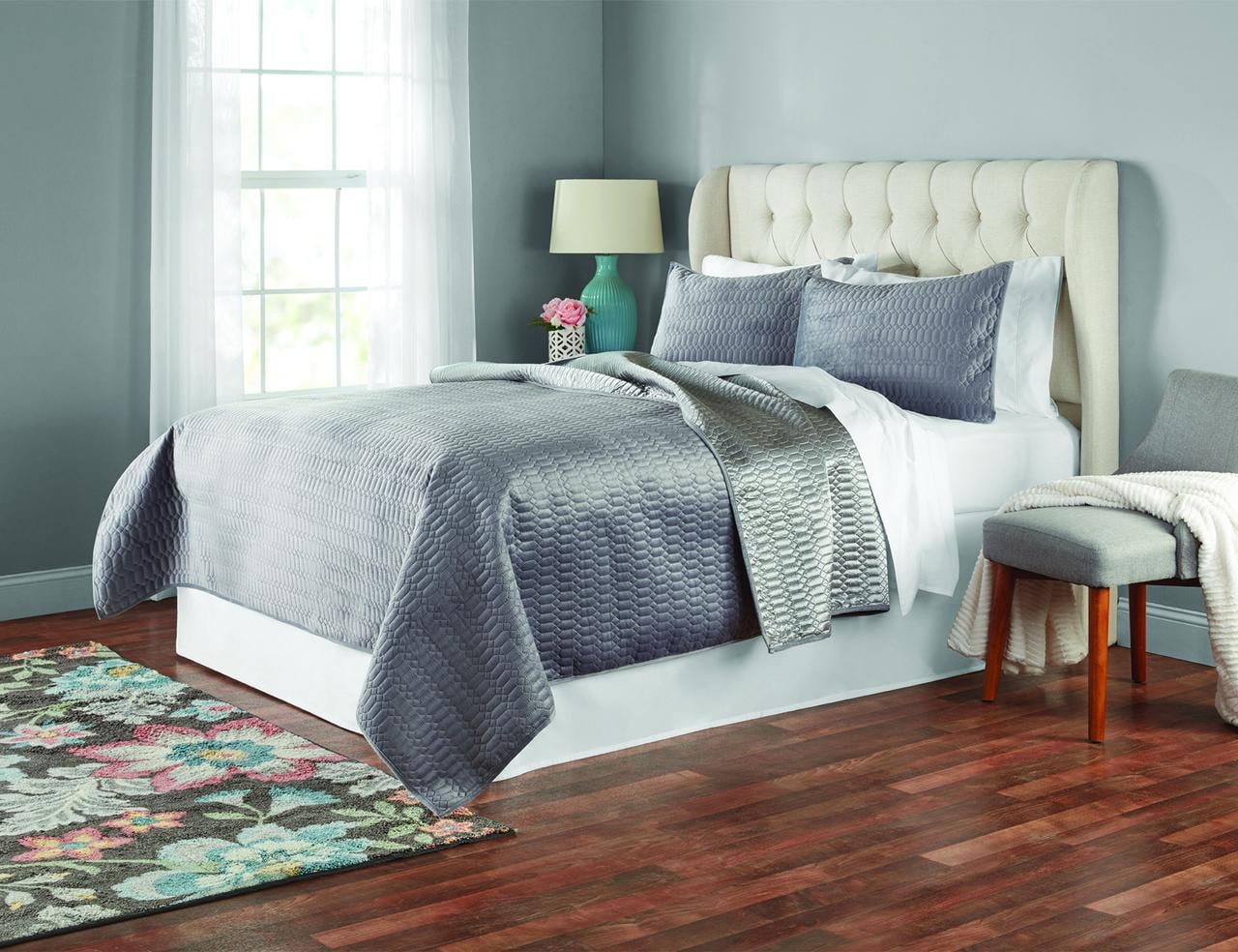 Mainstays Silver Poly Plush Velvet Geometric Stitched 2-Piece Quilt Set with Sham, Twin