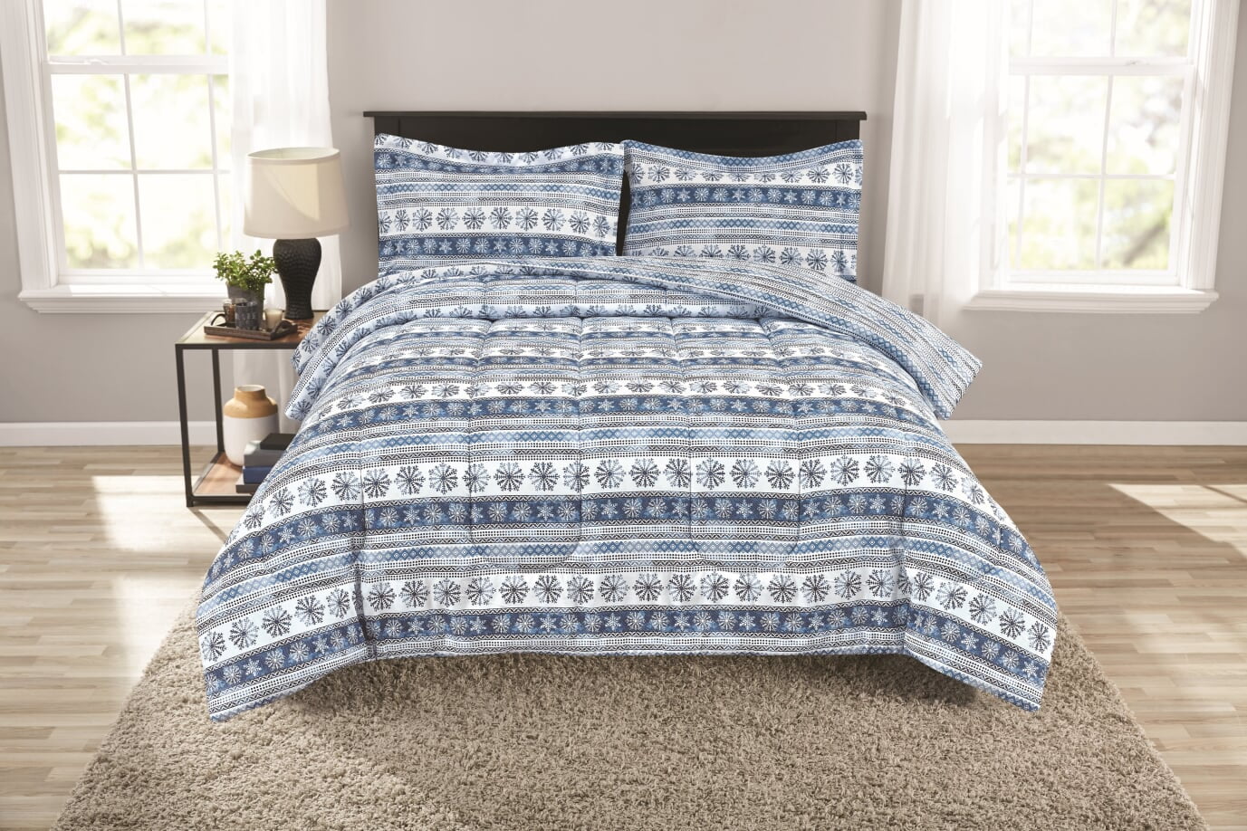 Mainstays Snow Flake Printed Microfiber Blue/White 3-Piece Comforter ...