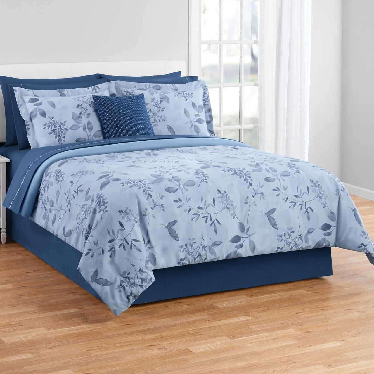 Mainstays All in One Reversible Comforter and Sheet set- 11 Piece, King, Blue Floral