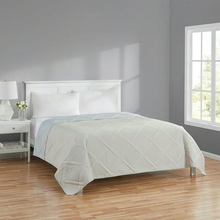 Mainstays Solid Diamond Pinsonic Reversible Quilt, Beige, Full/Queen, Soft Wash Microfiber, All Ages