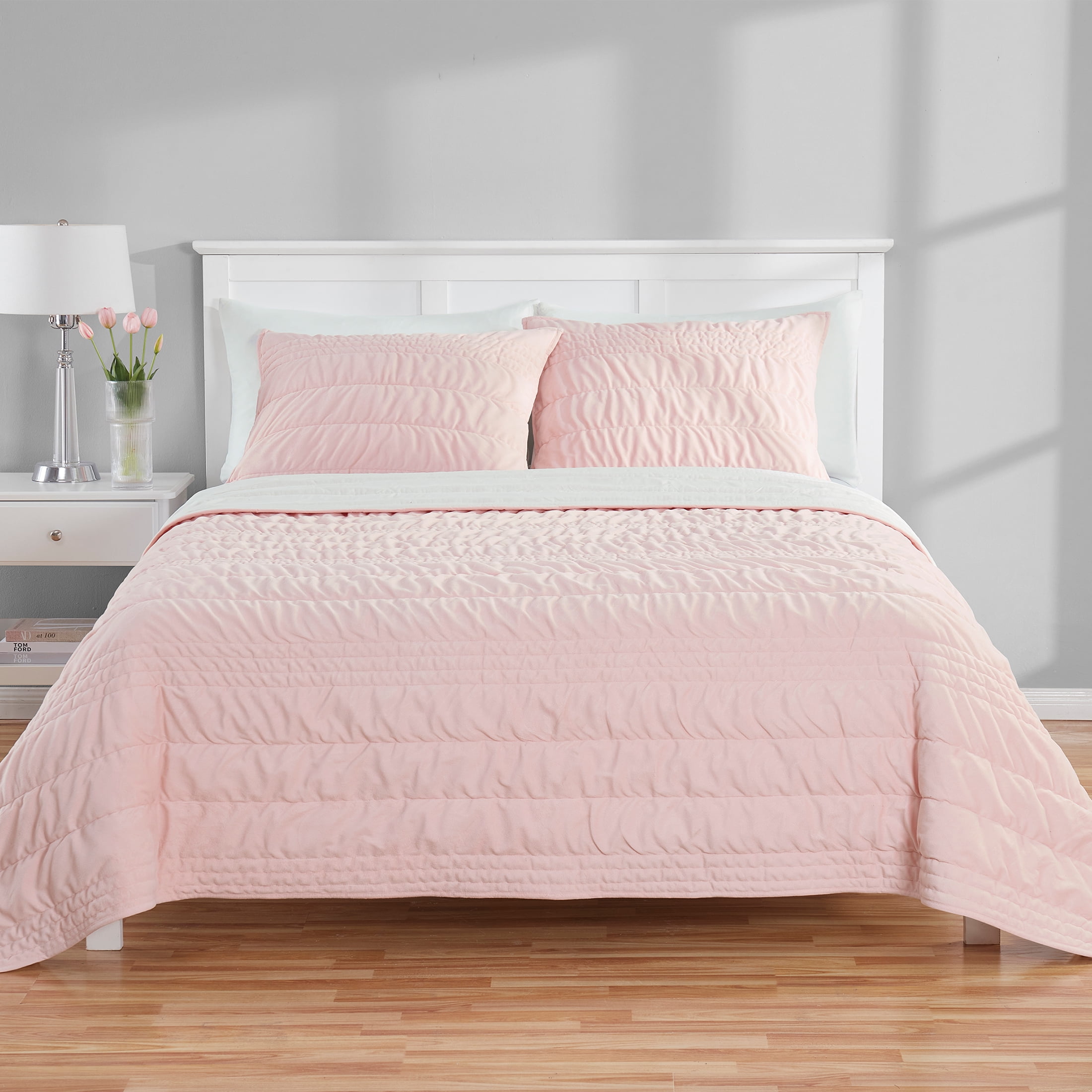 Mainstays Crystal Mink Velvet Reversible Adult Quilt, Zig Zag Stripe, Pink Blush, Full/Queen