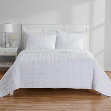 Mainstays Solid Textured Box Crinkle Quilt, White, Full/Queen, Soft Wash Microfiber, All Ages