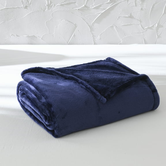 Mainstays Super Soft Plush Blanket, Dark Blue, Twin, Adult/Teen