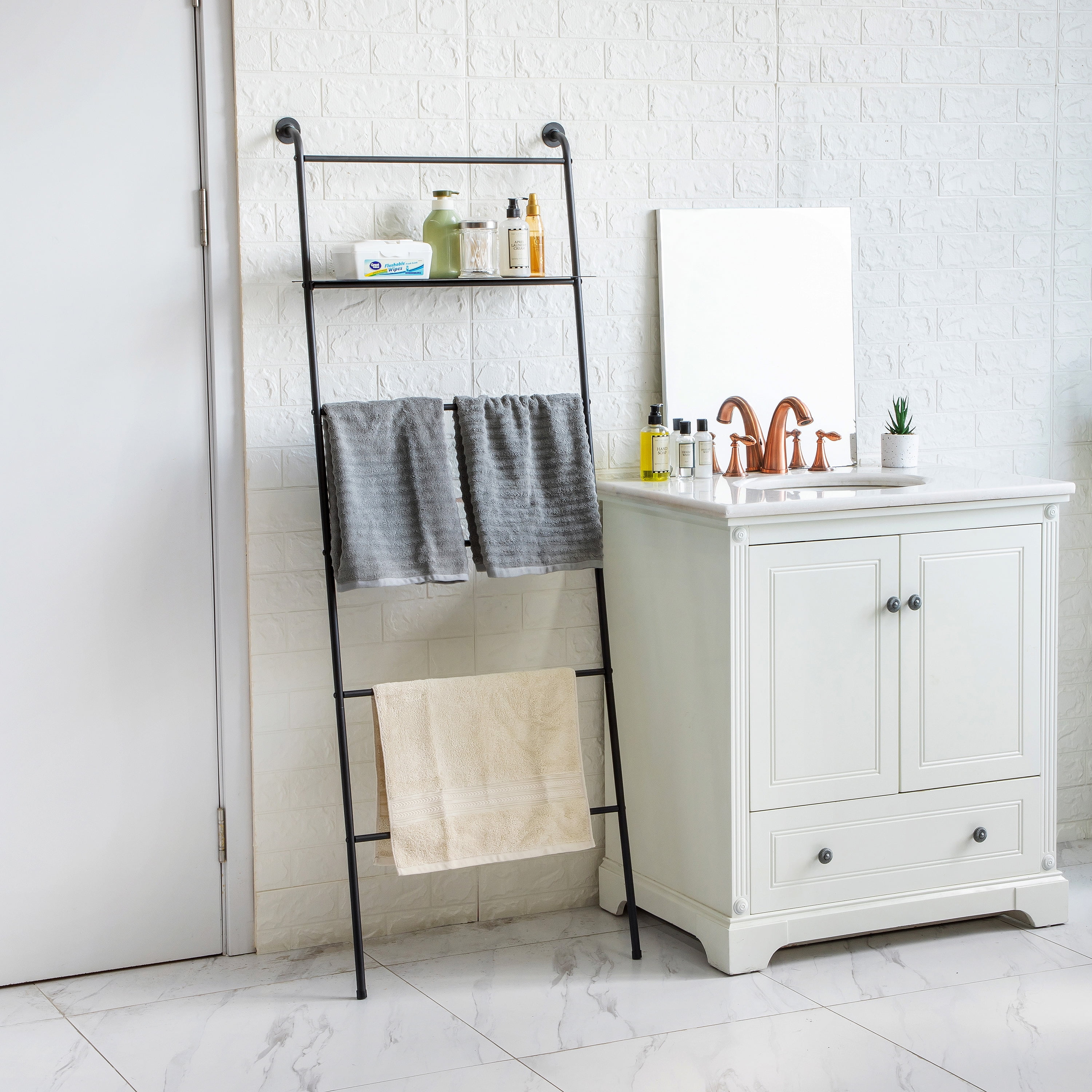 Mainstays Towel Stand Ladder, Matte Black