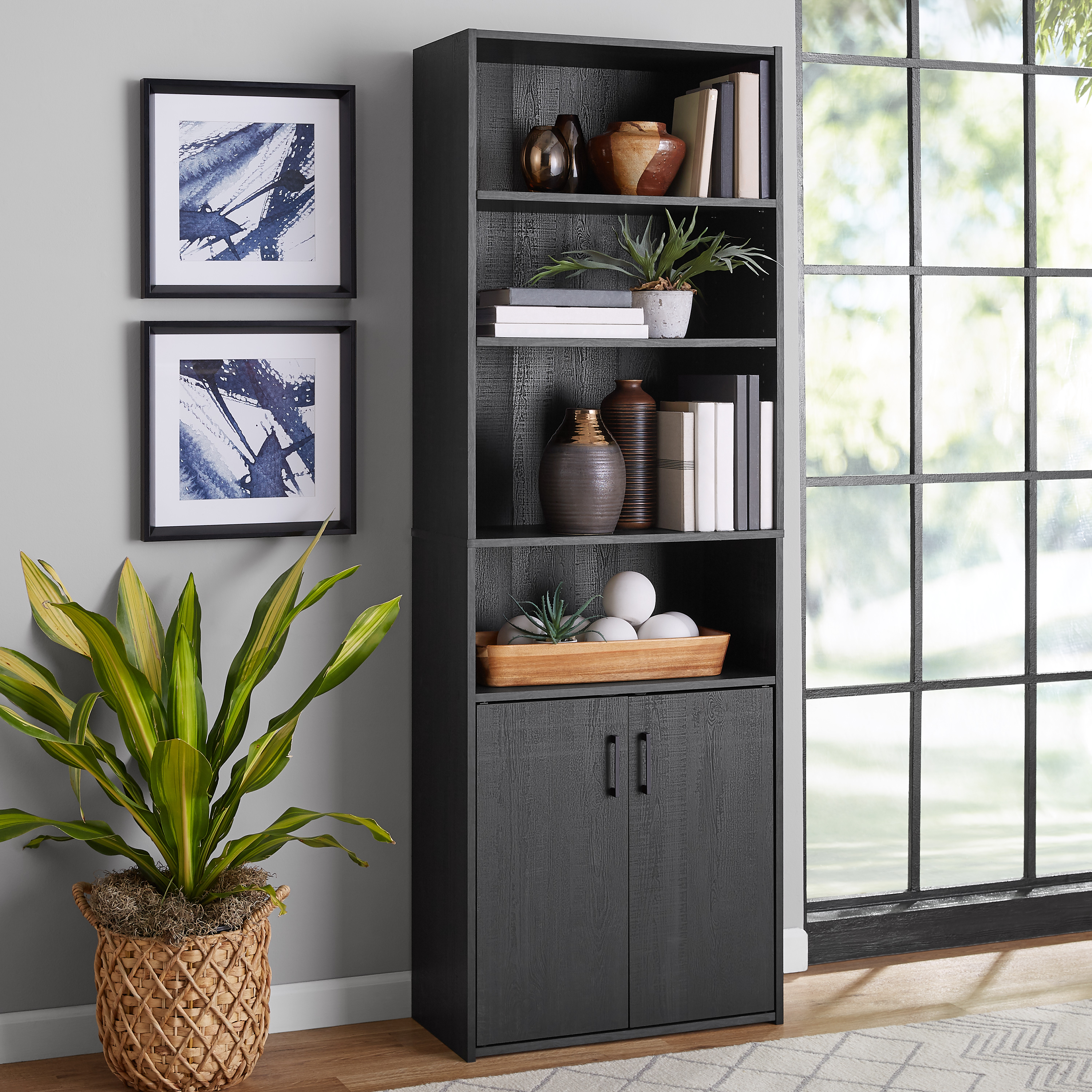 Estantería Mainstays de 5 Niveles con Puertas, Acabado Negro