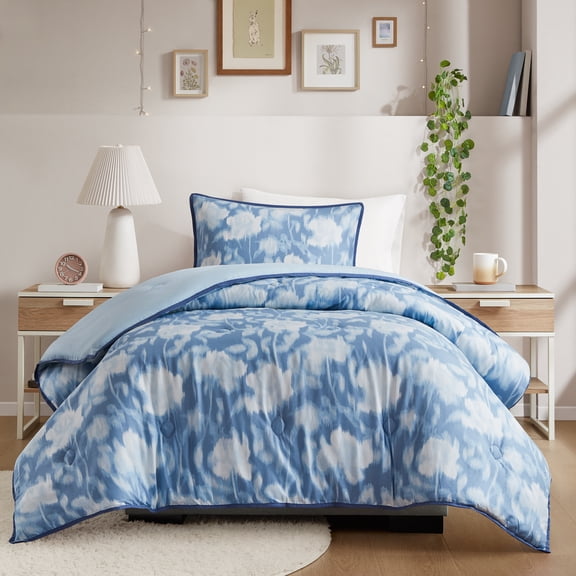 Mainstays Blurred Rose 2-Piece Blue Comforter Set, Twin/Twin XL