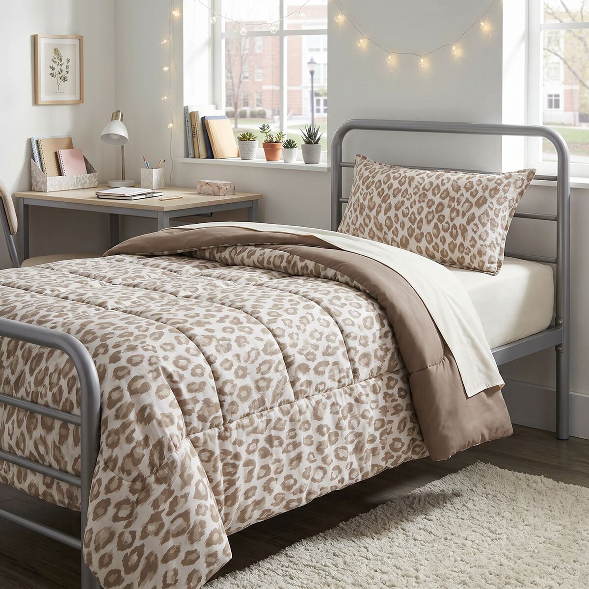 Mainstays Leopard Print 2-Piece Neutral Comforter Set, Twin/Twin XL