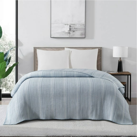 Mainstays Essentials King Stripe Quilt, Blue Coverlet, Lightweight & Reversible Bedding