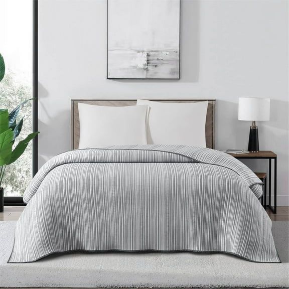 Mainstays Essentials Full/Queen Stripe Quilt, Grey Coverlet, Lightweight & Reversible Bedding