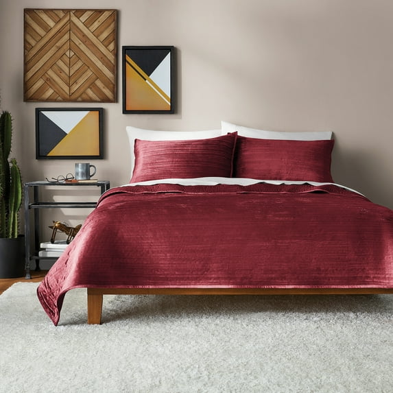 Mainstays Soft Velvet Quilt, King, Luscious Merlot Red, Soft & Cozy Bedding