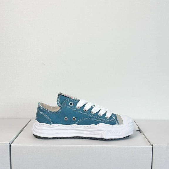Maison MIHARA YASUHIRO MMY Blue Shoe Hank low-top sneakers