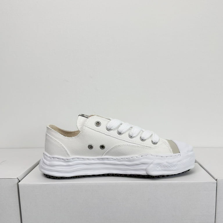 Maison MIHARA YASUHIRO MMY White Hank Low-top sneakers Canvas