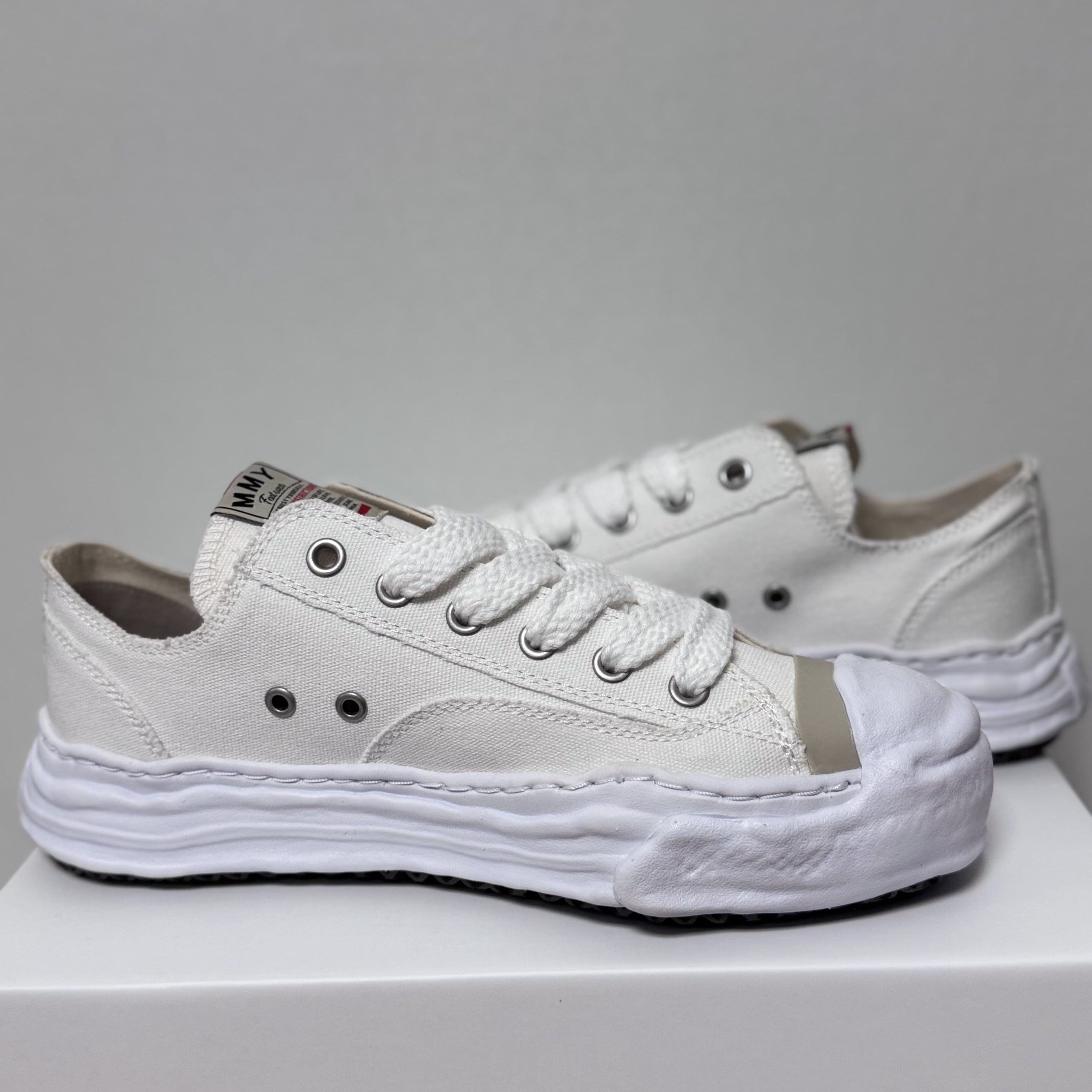 Maison MIHARA YASUHIRO Original Sole low-top sneakers MMY Maison MIHARA YASUHIRO Original Sole low-top sneakers MMY