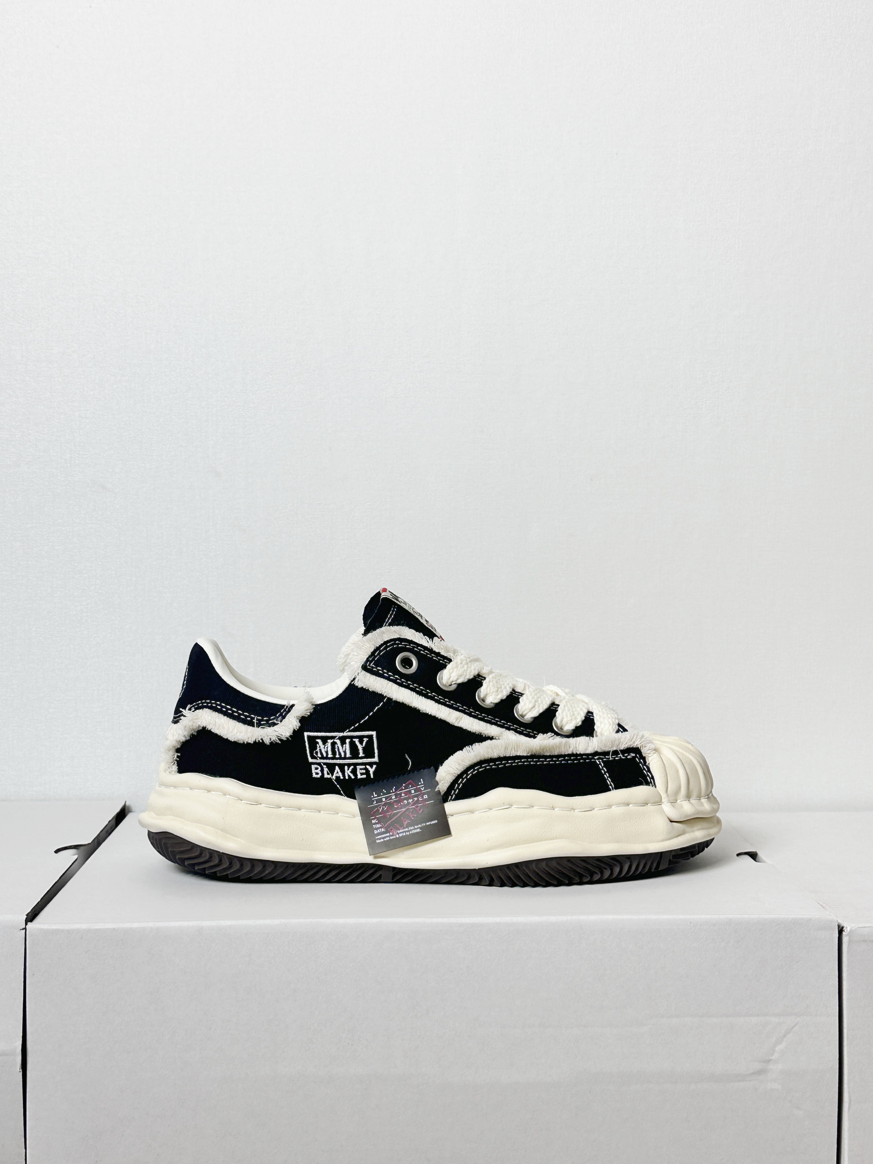 Maison MIHARA YASUHIRO xVESSEL x MMY Gum-rubber Sole Sneakers