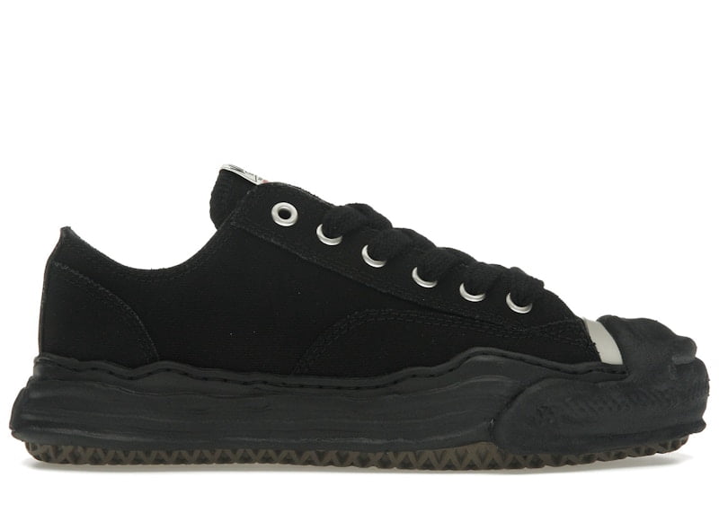 Maison Mihara Yasuhiro Men's Hank OG Sole Canvas Low Black Shoes