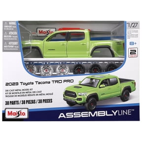 Maisto: Assembly Line Model Kit - 2022 Toyota Tacoma TRD Pro - Green, 1:24 Diecast Off-Road Truck, DIY Building Set, Pre-Painted, Collectible Replica