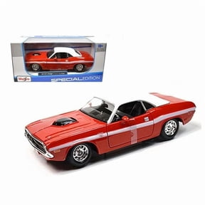 Maisto 1970 Dodge Challenger R & T Coupe Red 1-24 Diecast Model Car - Red - 1-24 Diecast
