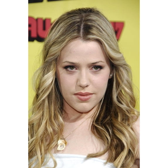Majandra Delfino At Arrivals For Premiere Of Superbad Grauman'S Chinese Theatre Los Angeles Ca August 13 2007.