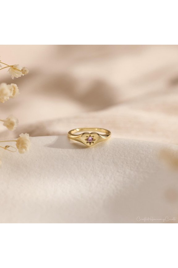 Majestic Amethyst Gemstone Ring: A Timeless Touch of Elegance and Serenity for Every Occasion