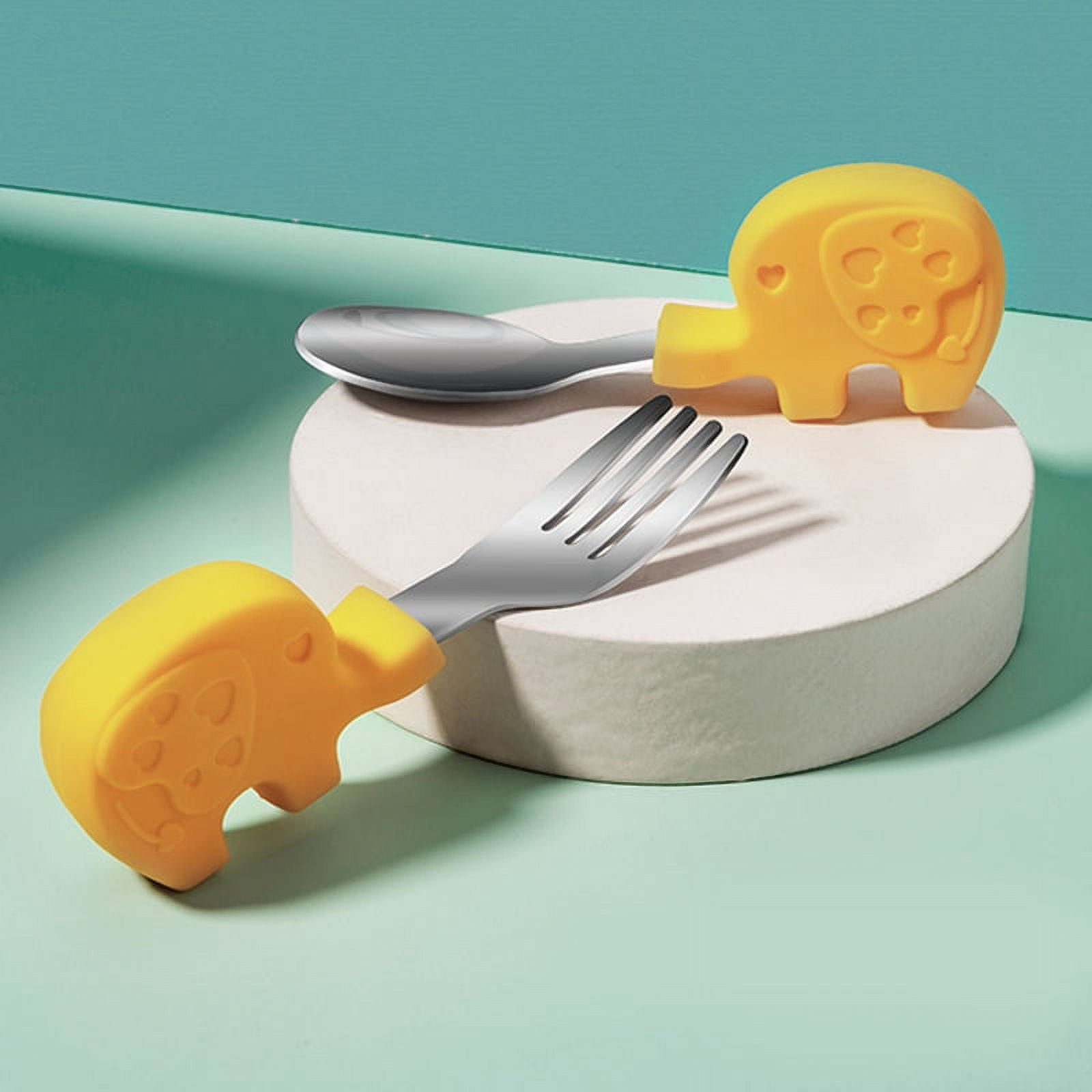 Make Mealtime Fun and Easy with our 2 Set Baby Toddler Silicone