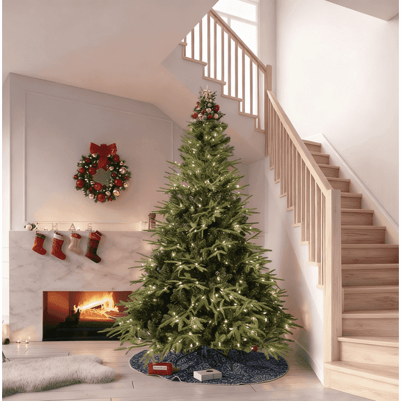 Makeatree 6.5ft Prelit Artificial Christmas Tree Realistic Fir Xmas Tree with 2368 PE PVC Tips & 300 Lights Green