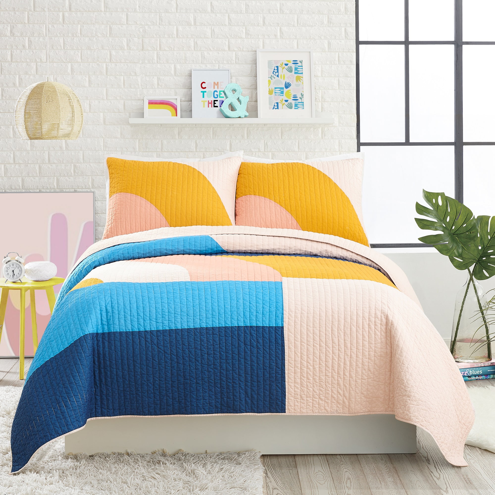 Modshapes Pink and Blue Cotton Twin Quilt Set