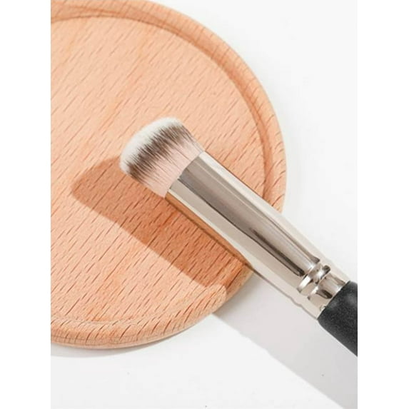 Makeup Foundation Soft Brush Angled Seamless Finish Synthetic Liquid Cream Cosmetics Contour Brush