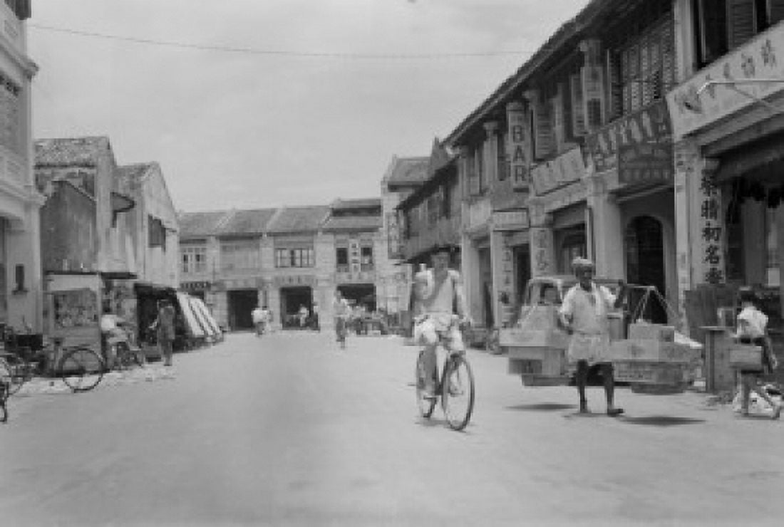 Malaysia Penang Street scene Canvas Art - (18 x 24)