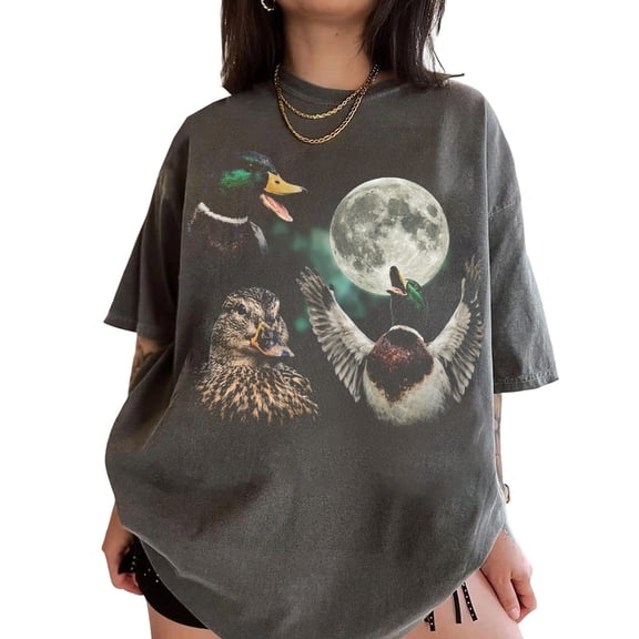 Mallard Duck Moon Vintage Comfort Graphic Casual T-Shirt for Men and Women