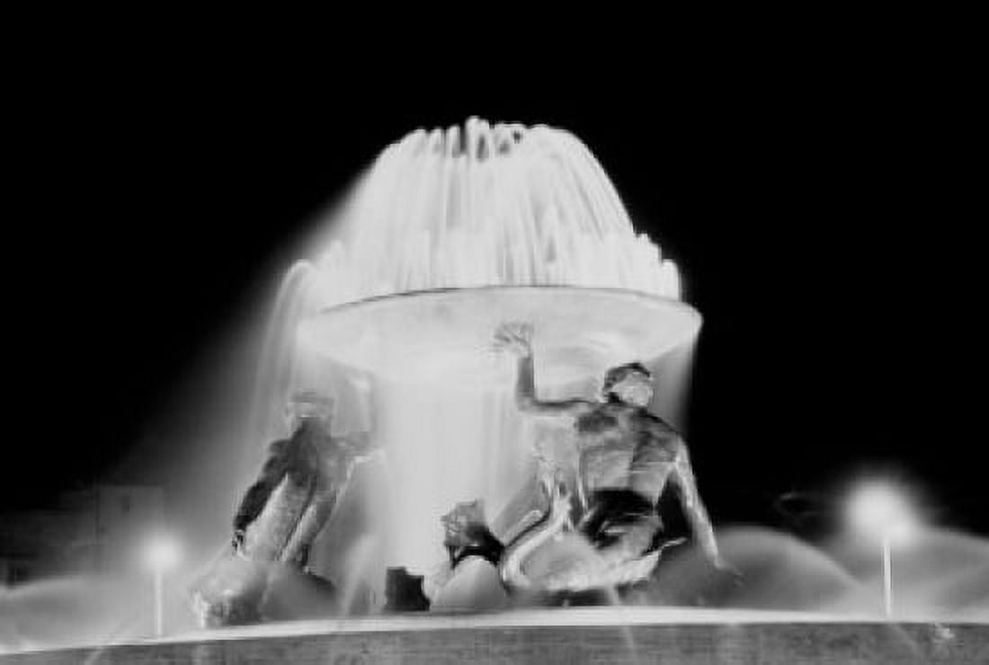 Malta Valletta fountain illuminated at night Canvas Art - (18 x 24)