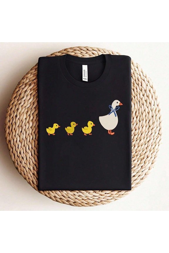 Mama Duck And Baby Ducklings, Cute Duck, Mama Goose Shirt, Mom Gift, Mama Silly Goose Swea, Duck Familhirt, Mother's Day Gift