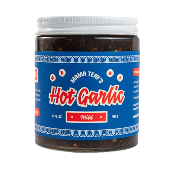 Mama Teav's Hot Garlic Chili Crisp - Mild Spice Umami Crunchy Chili Oil Condiment - All Natural Vegan Healthy - Cold-Pressed Grapeseed Oil - 6oz