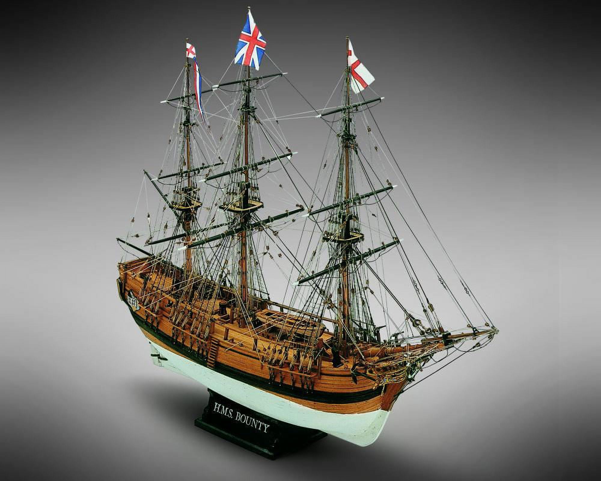 Mamoli MV39 - HMS Bounty - Wood Plank-On-Frame Model Ship Kit