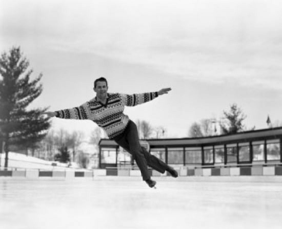 Man iceskating Canvas Art - (24 x 36)