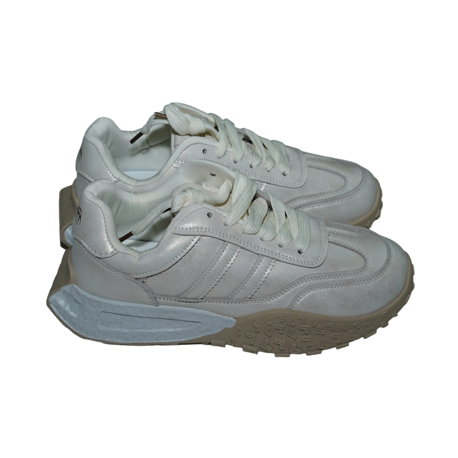 Man Leading a Camel Sneakers for Women Outdoor Hiking Shoes Beige
