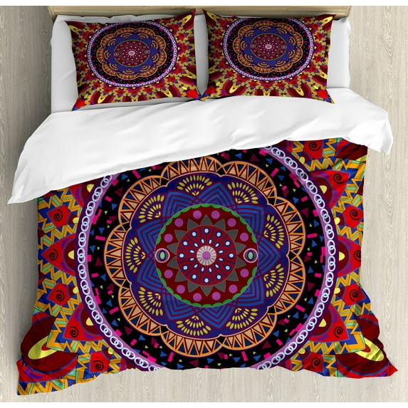 Mandala Duvet Cover Set, Vintage Style Wedding Invitation Card with Mandala Motif Flower Illustration, Decorative 3 Piece Bedding Set with 2 Pillow Shams, Calking Size, Maroon and Red, by Ambesonne