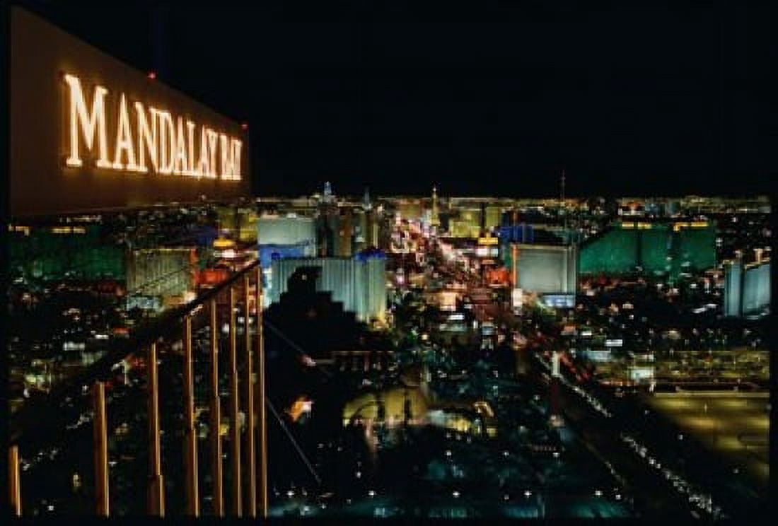 Mandalay Bay Resort And Casino Las Vegas Clark County Nevada Canvas Art - Panoramic Images (18 x 12)